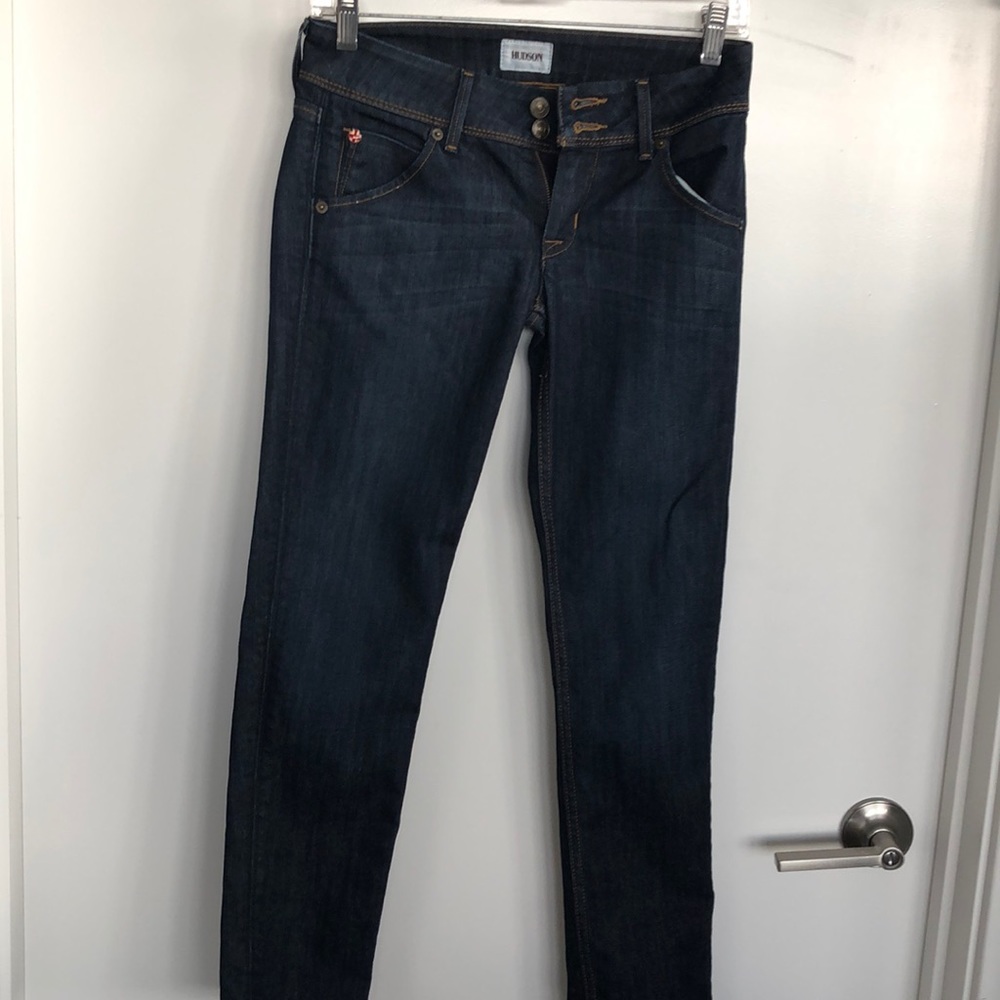 Hundson Blue Jeans $70 Size 25  like new